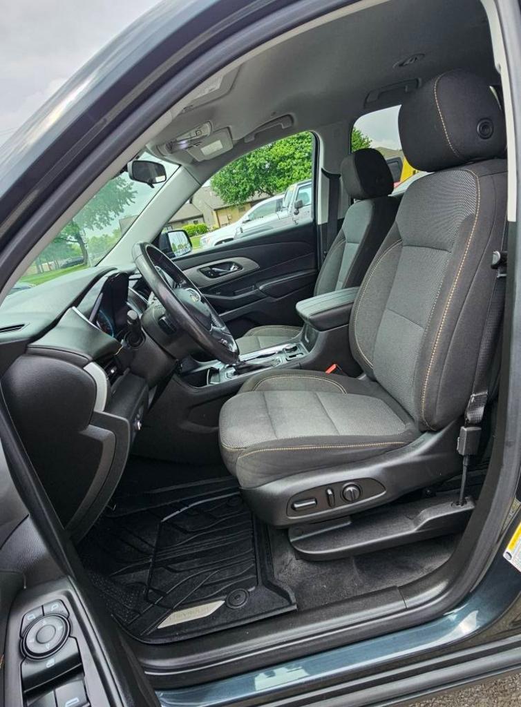 2020 Chevrolet Traverse 1LT - Photo 11