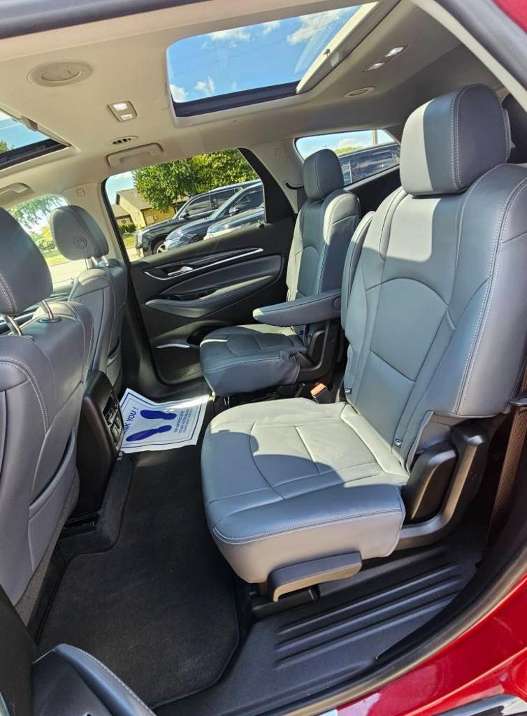 2021 Buick Enclave Essence - Photo 12